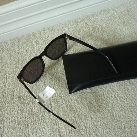 Saint Laurent YSL Logo Side Polarized Acetate Sunglasses (Black) - Picture 7 of 14
